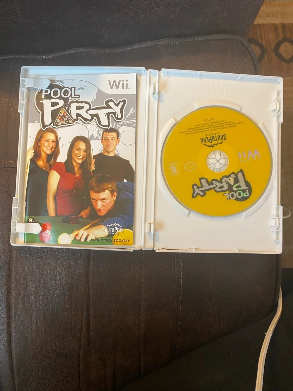 SouthPeak Pool Party Nintendo Wii Sports Billiards E NTSC-U/C Multiplayer Manual